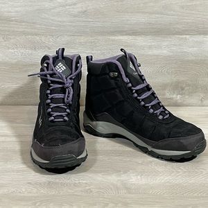Columbia Women’s Firecamp Boot- Black/Plum Purple